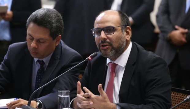  Ministro Alfaro anuncia nuevo procedimiento para destituir a docentes y trabajadores condenados por terrorismo