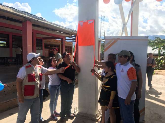  Estudiantes del distrito de Shatoja se benefician con techado de losa deportiva