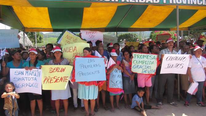  Entregan 670 títulos de propiedad  en Huallaga Central