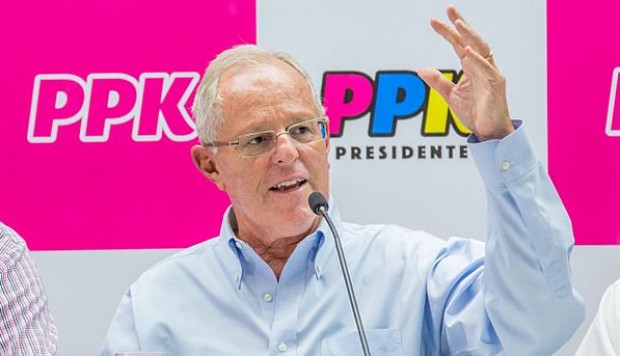 PPK renuncia a la presidencia del partido Peruanos por el Kambio