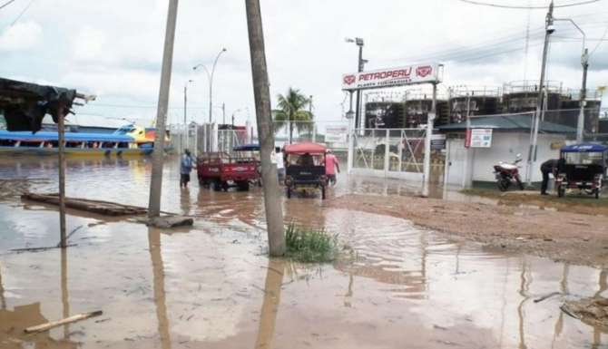  Desborde de ríos Marañón y Huallaga inundan casas y locales públicos