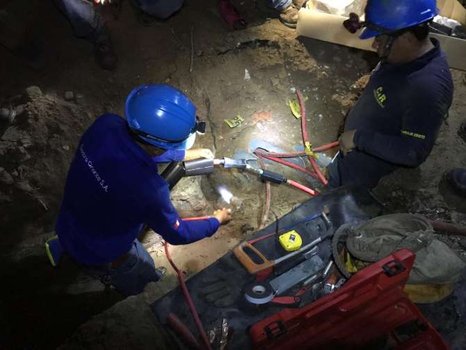  Retroexcavadora deja sin servicio eléctrico a Tarapoto y Morales