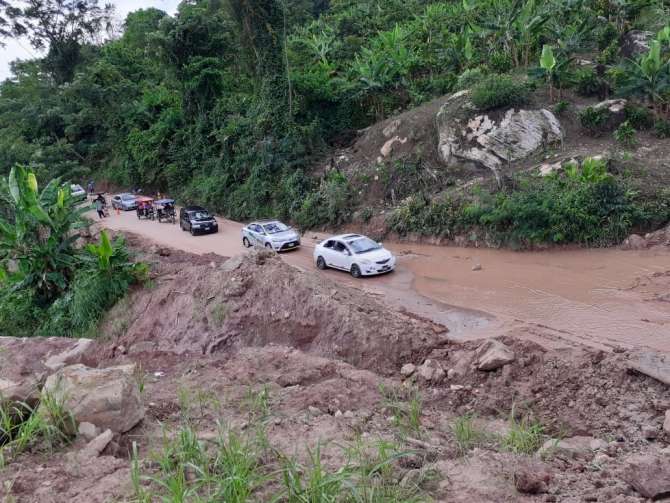 Mantenimiento de carretera Cuñumbuque- San José de  Sisa en riesgo de retraso