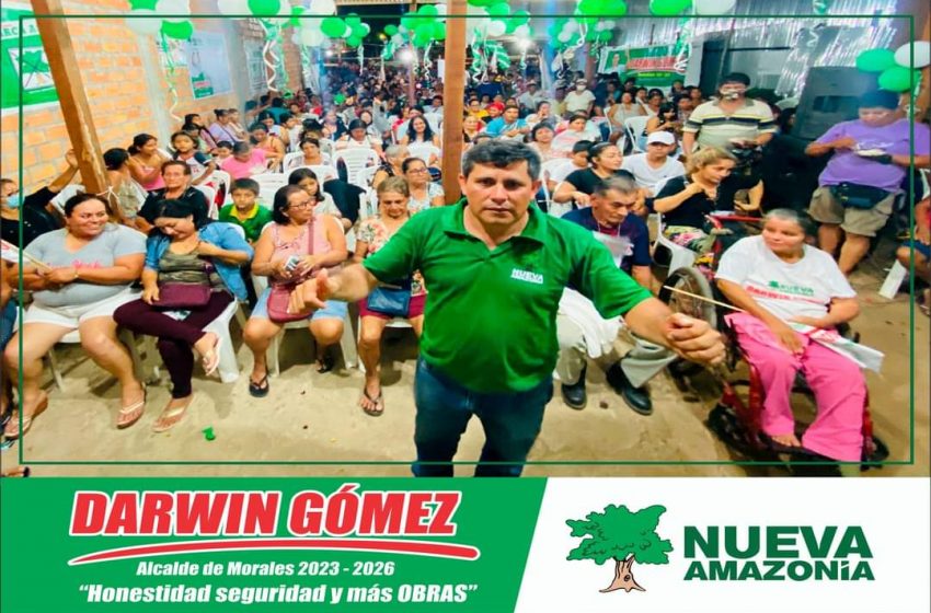  Candidato al sillón municipal de Morales Darwin Gómez participa en reunión de confraternidad