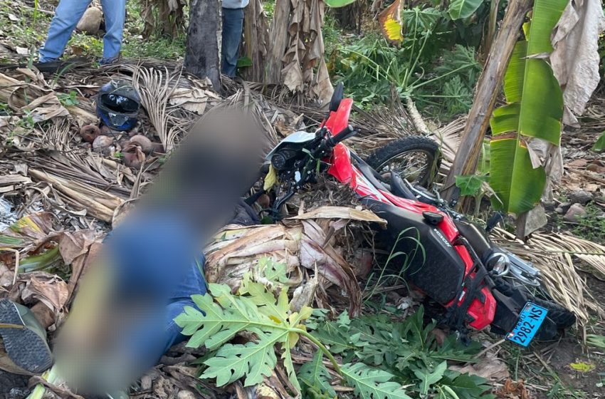  Joven motociclista muere en trágico accidente cerca del cruce a Lamas