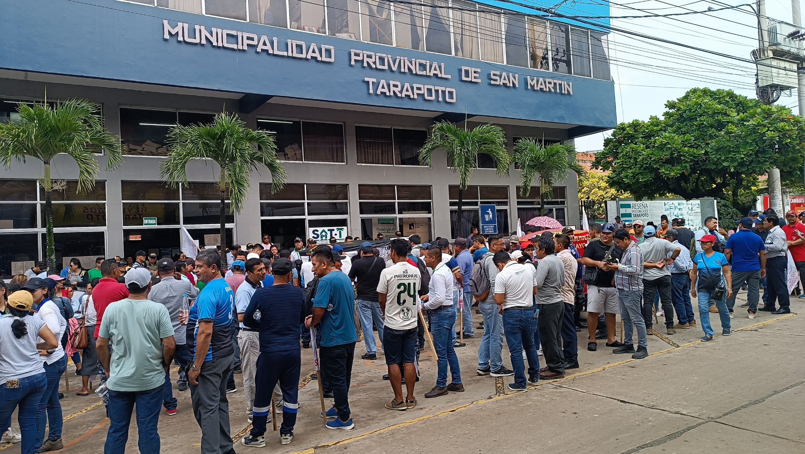 Alcaldesa de Tarapoto designó a funcionario sin cumplir con requisitos de ley