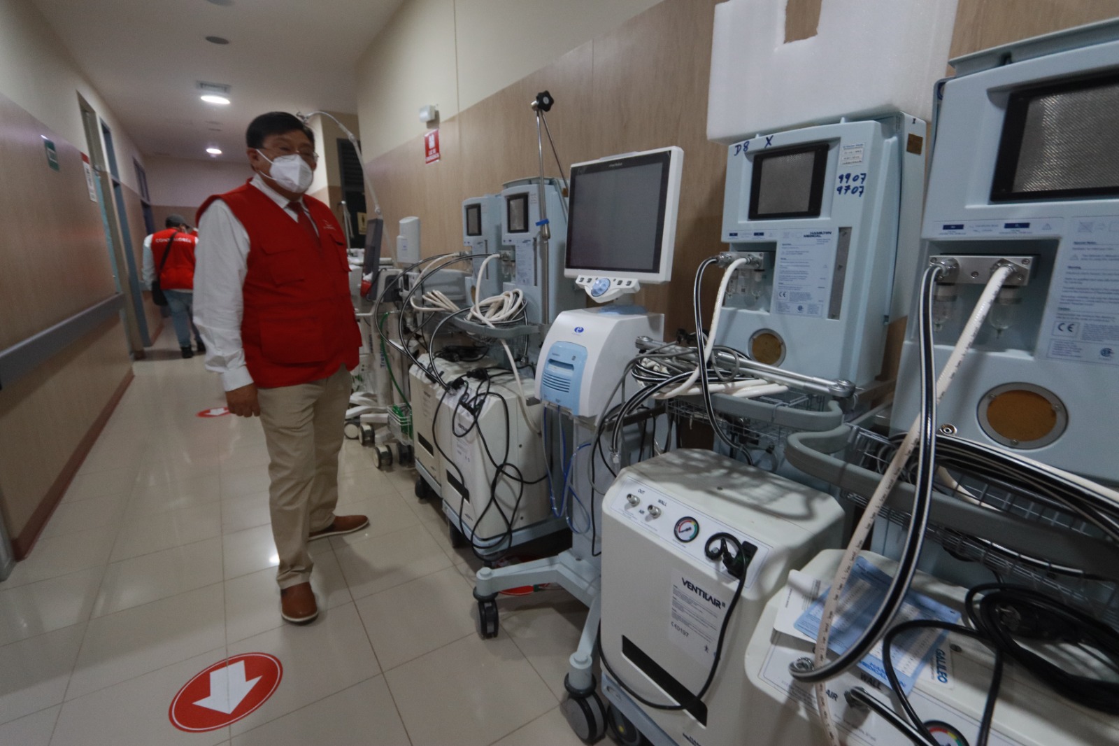 Contraloría detecta hacinamiento y equipos biomédicos averiados o en desuso en emergencias del Hospital Regional de Tarapoto