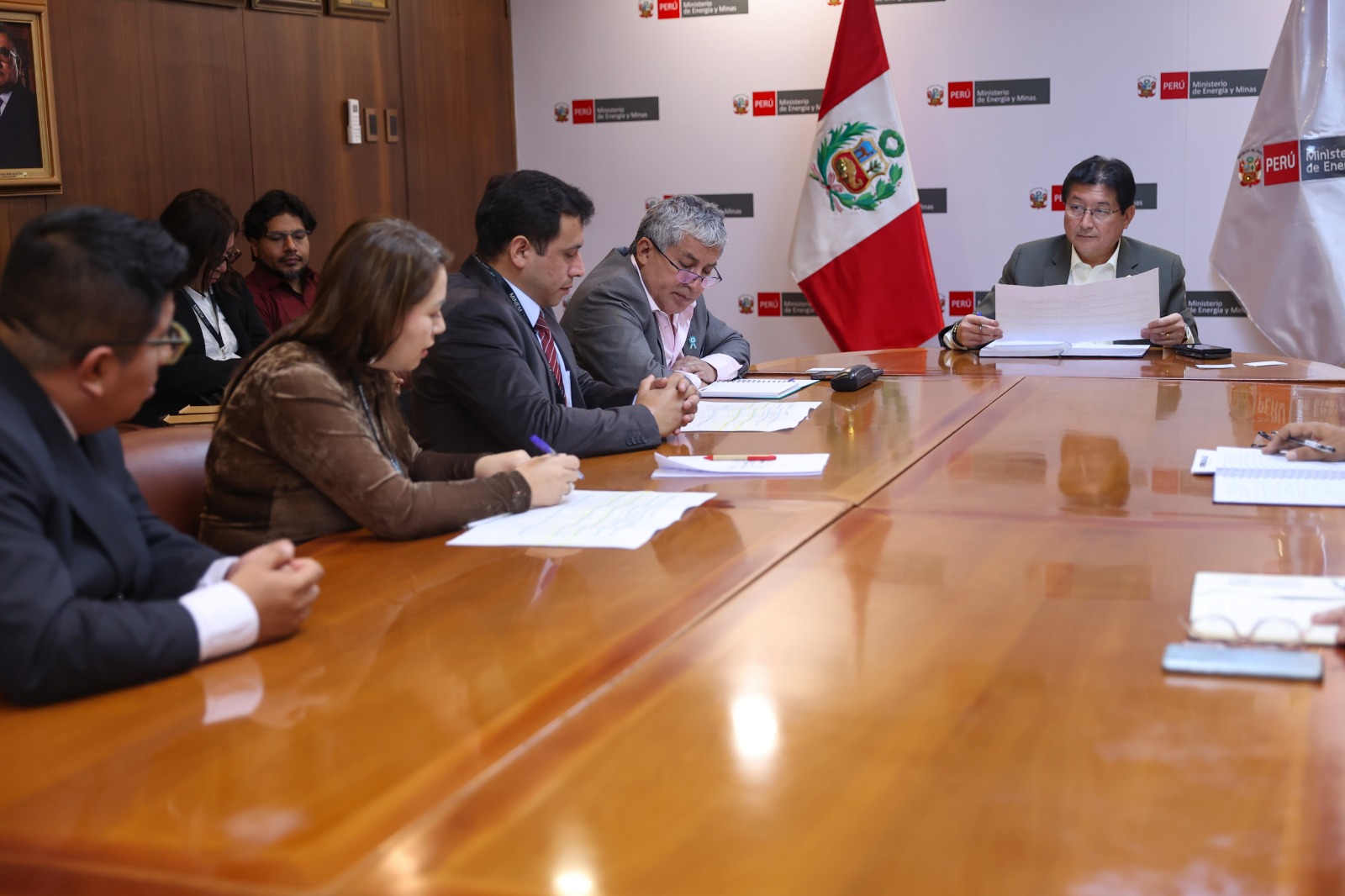 MINEM y Gobierno Regional de Huánuco articulan acciones para fortalecer el desarrollo energético y minero